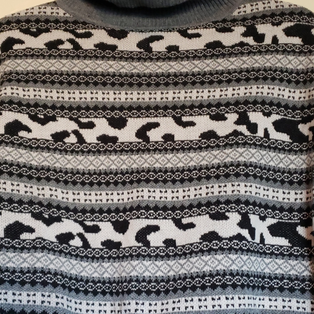 John + Jenn Fair Isle Turtleneck - Picture 4 of 6